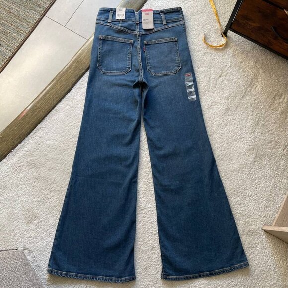 NWT Levi's Ribcage Bells High Rise Western Design Women's Jeans Size 29/32 - Picture 9 of 16